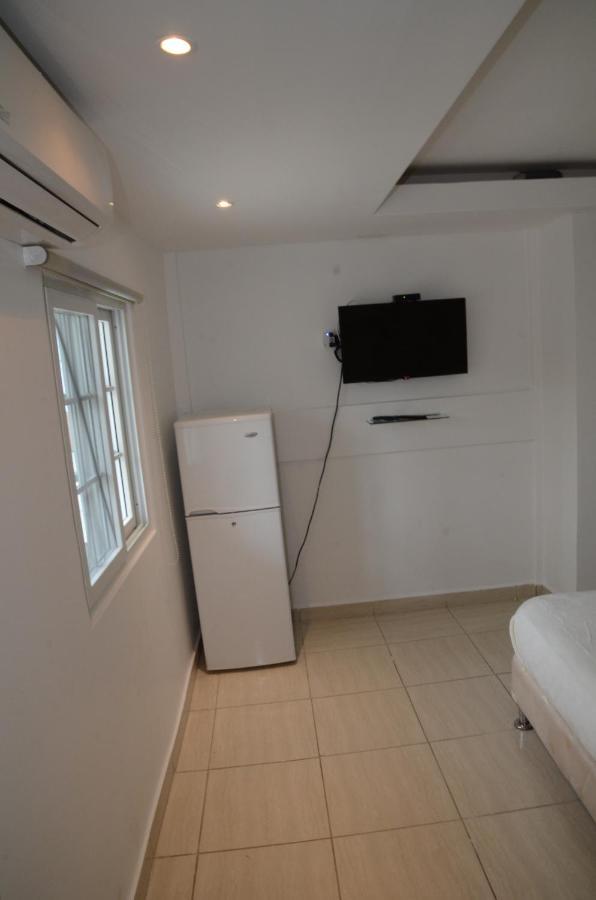 Hostal Familiar Carmencita Panama City Exterior photo